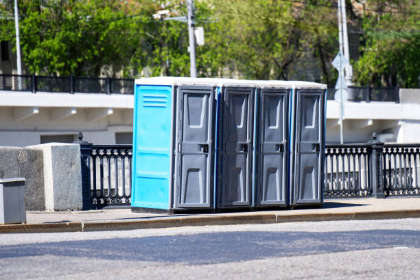 Best Portable restroom trailer rental  in Jupiter, FL